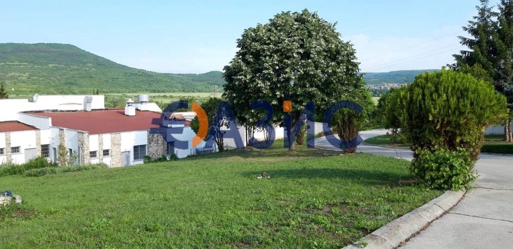 Продава се Хотел в с. Рогачево, Област Добрич - 2564 кв.м за 458 €/кв.м - Снимка #4