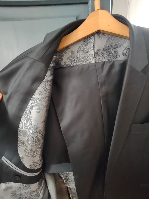 3 Мъжки костюма  размер 48 и 52