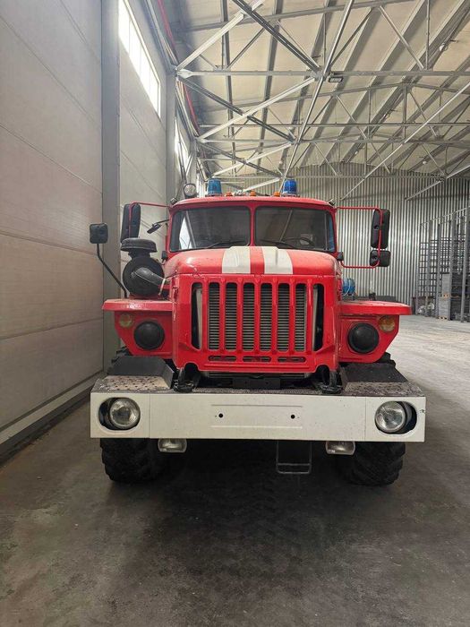 Продается Пожарная машина Урал АЦ-9,0 - 40. Шасси: Урал 4320 (6×6)