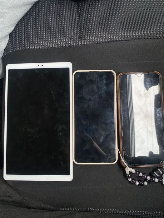 Планшет,2телефон б/у