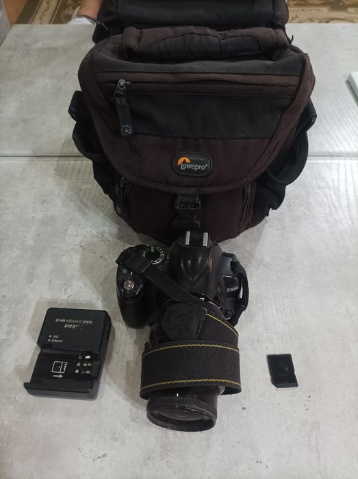 Nikon 3000d halati yangi