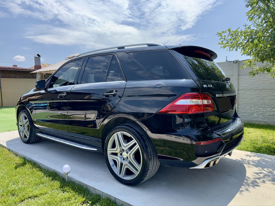 MERCEDES ML63 AMG 4MATIC 2013 | 525 CP | EXTRA FULL | 148.000 KM REALI | Keyless Go / Entry