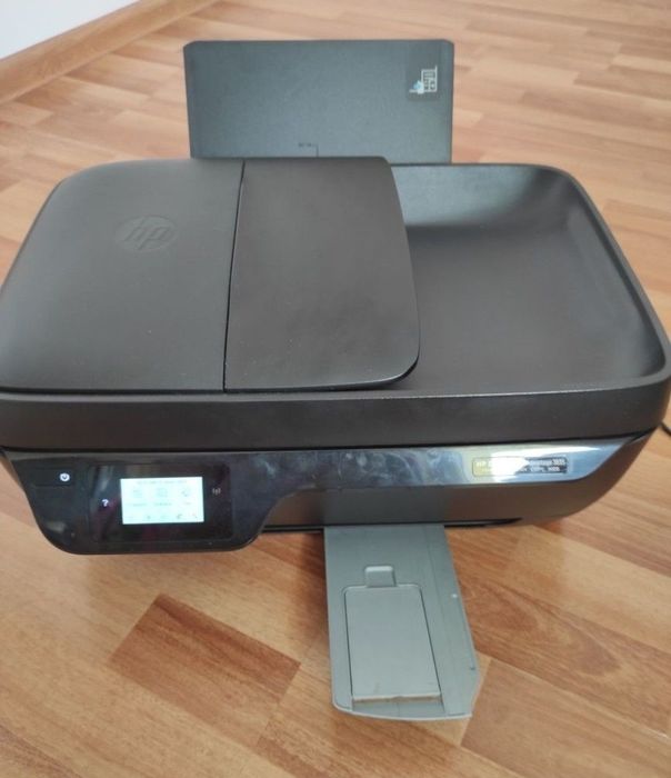 Imprimanta HP Deskjet 3836