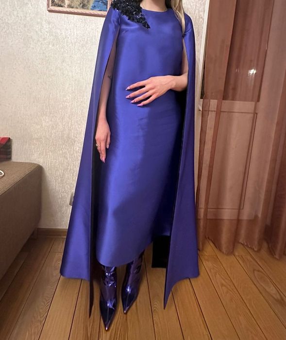 Платье и сапоги на вечер