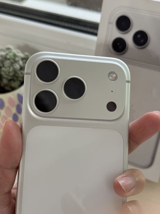 Iphone 17 pro 512gb esim