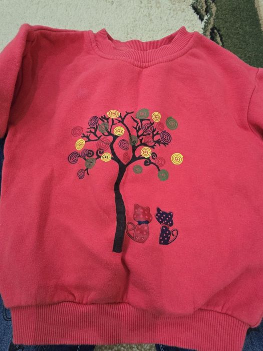 Джинсы и кофта на девочку 3-4 года