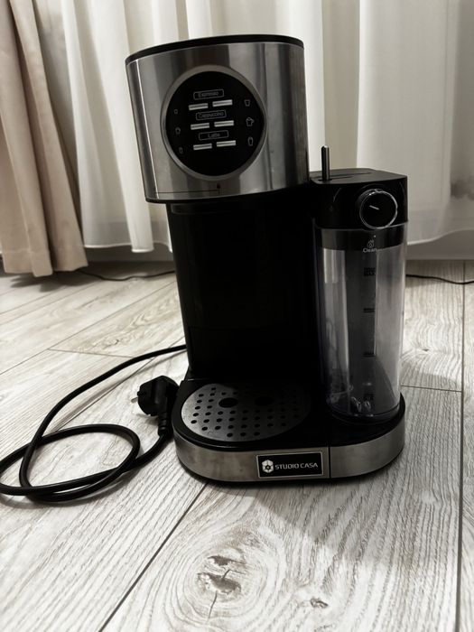 Espressor Studio Casa Barista latte