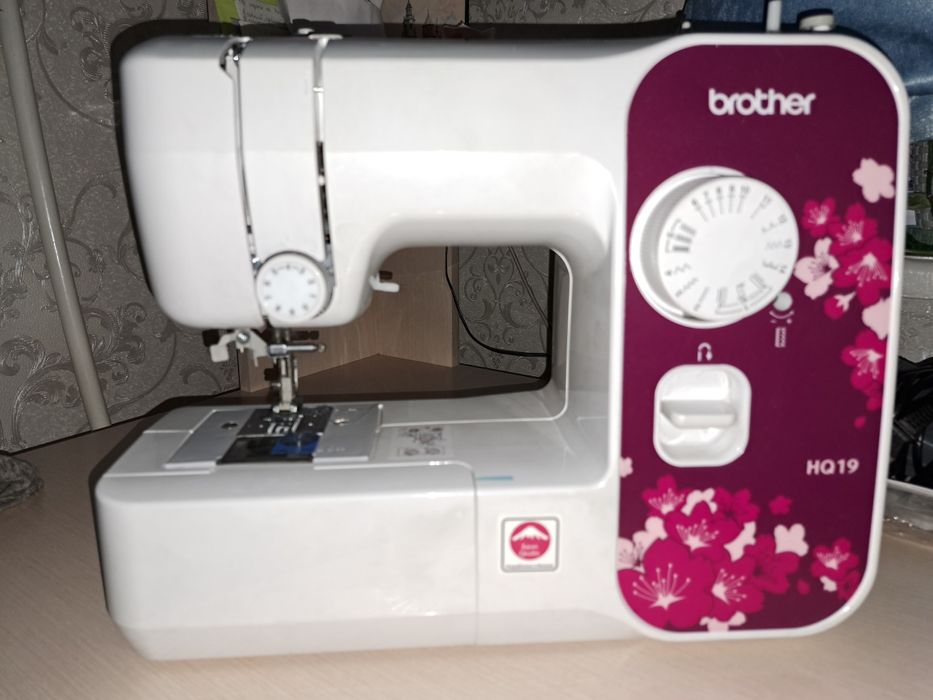 Швейная машинка. brother. HQ 16