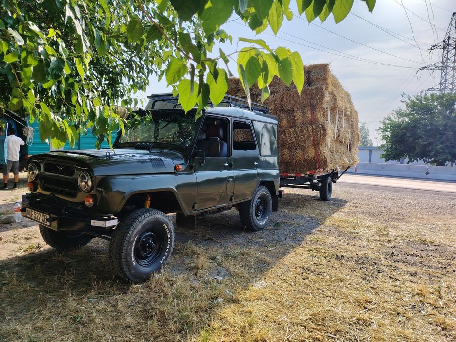 Uaz 469 sotiladi