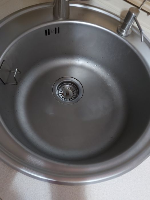 Продаётся кухонный угловой гарнитур