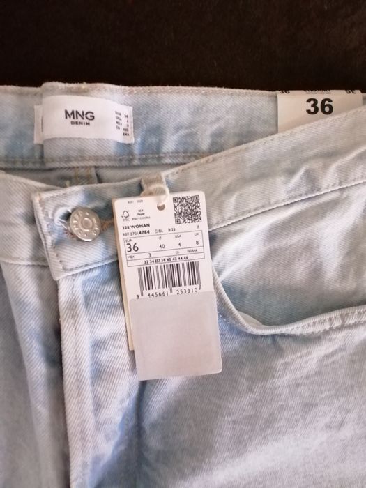 Светлосини дънки MANGO