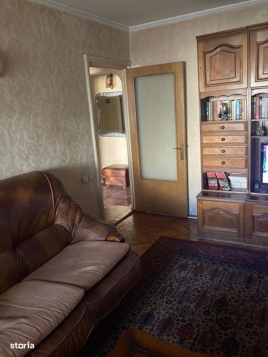 Ap. 3 camere decomandat, zona Dacia–73mp, centrală proprie, 2băi, boxă