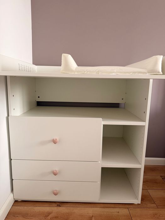 Vând masă de înfășat