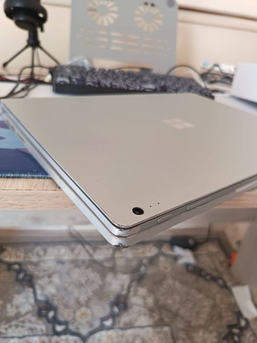 Microsoft surface book 2 gtx 1050 2gb