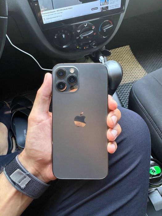 iPhone 12 pro max 256gb