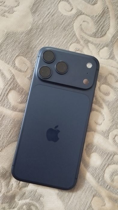 Iphone 17 pro max 256gb е-сим