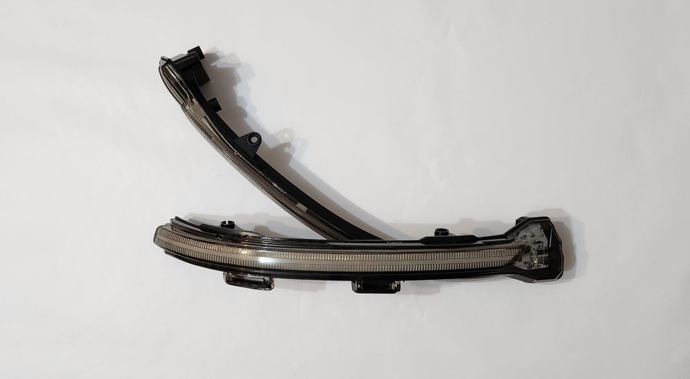 Set 2 Lampi Semnalizare LED Dinamice pt Oglinda VW Golf 7