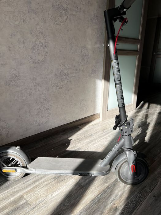 Электросамокат Xiaomi Electric Scooter 4