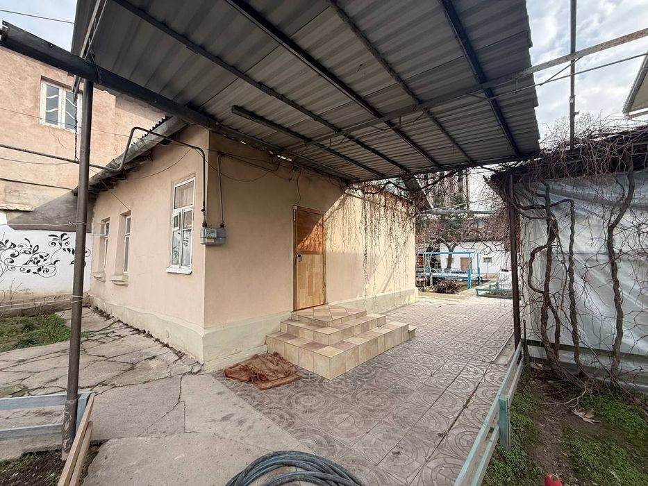 Продаётся дом на 10 сотках