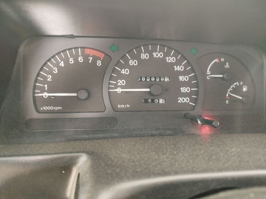 Nexia sonc 82000км пробег, 2004г, краска тоза, люкс кондиционер