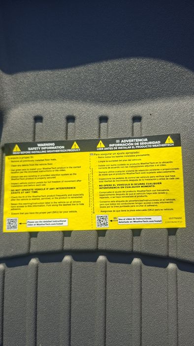WeatherTech стелки за Toyota Landcruiser 100/ Lexus LX470