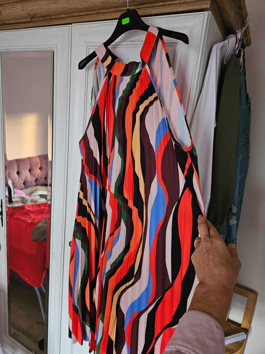 Vand rochie colorata