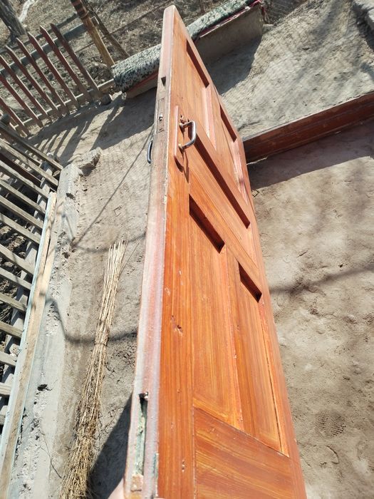 Есик Капы Esik Qapi Дверь