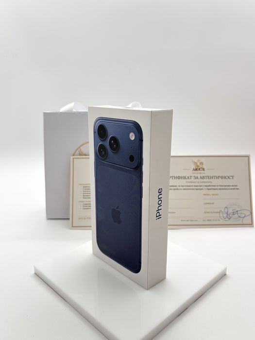 iPhone 17 Pro 256GB Deep Blue