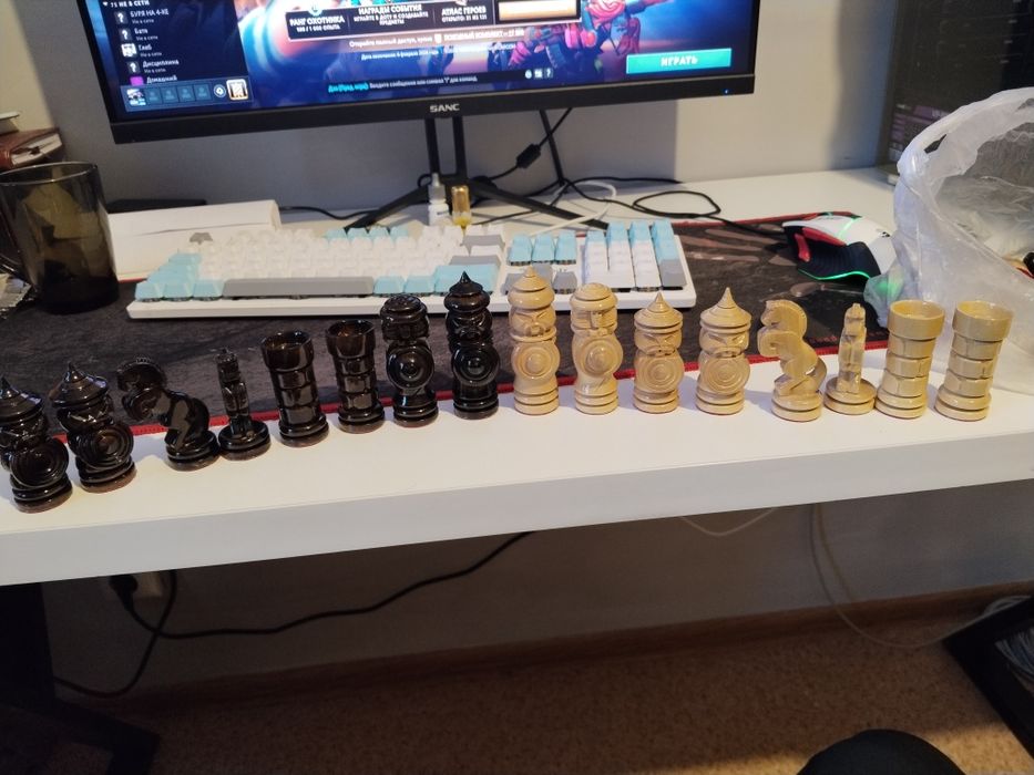 Шахматы резные  ручная работа