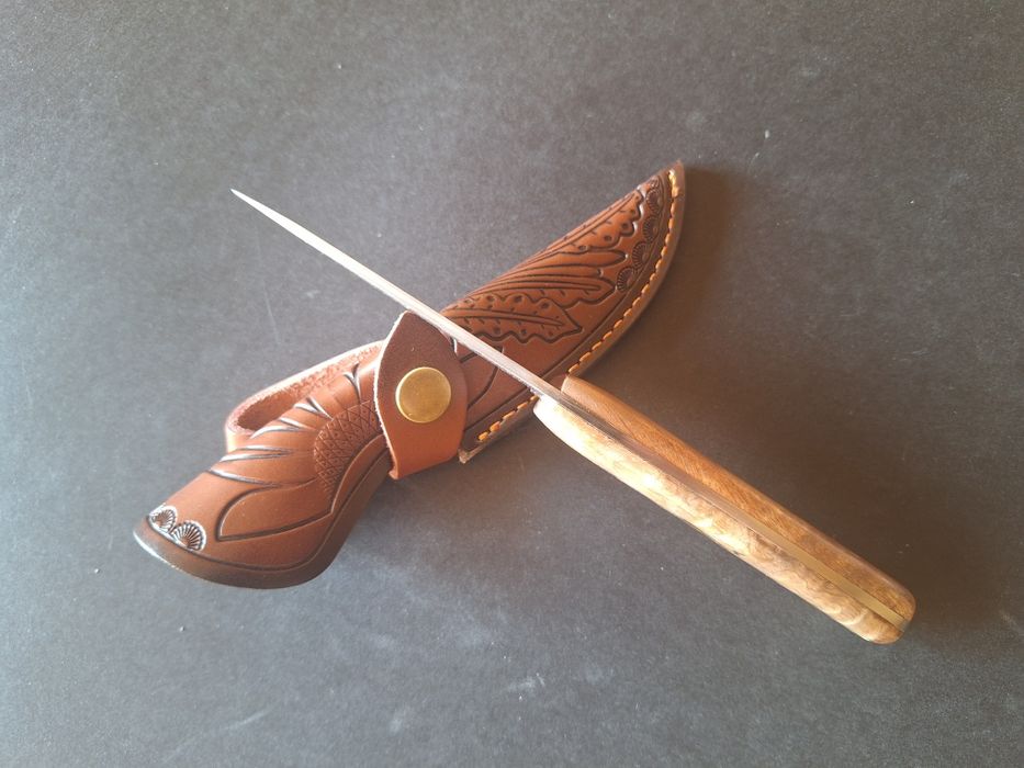 Ловен нож-дамаска стомана VG10