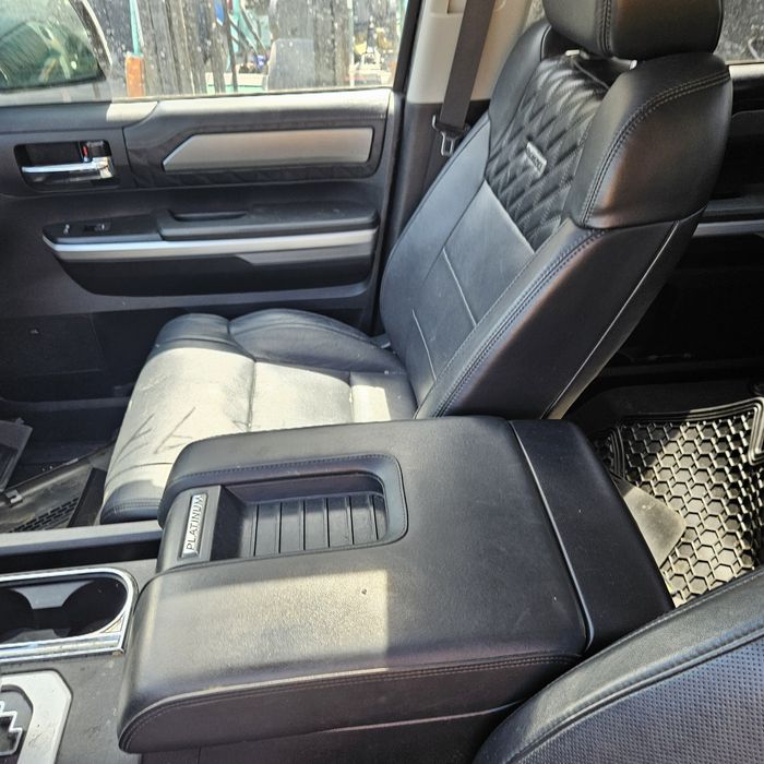 ТОЙОТА ТУНДРА Платинум Toyota tundra