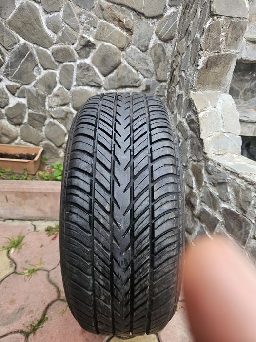 KELLY UHP 205/55R16 91W VARA
