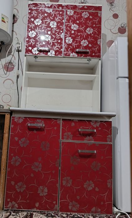 Ошхона мебл сотилади