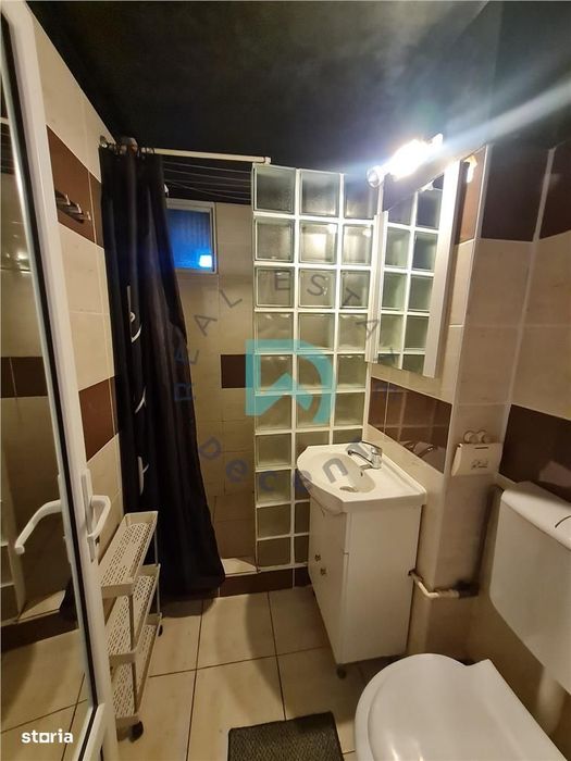 Garsoniera  Astra, bloc apartamente, Brasov