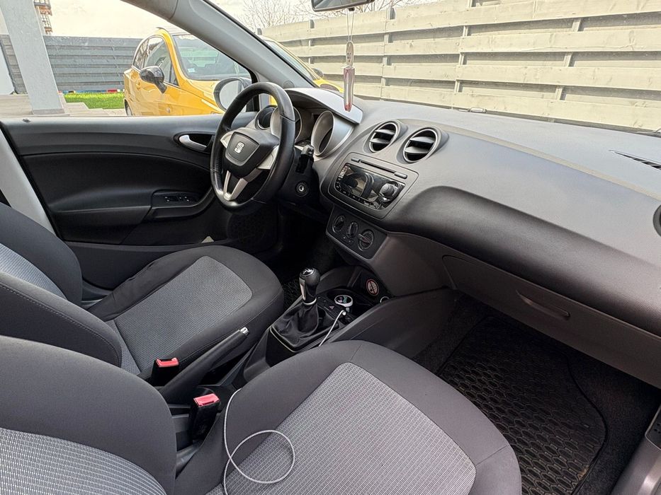 Seat Ibiza 1.2 tdi, manuala, 2011