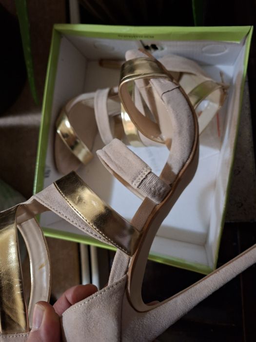 Дамски обувки...