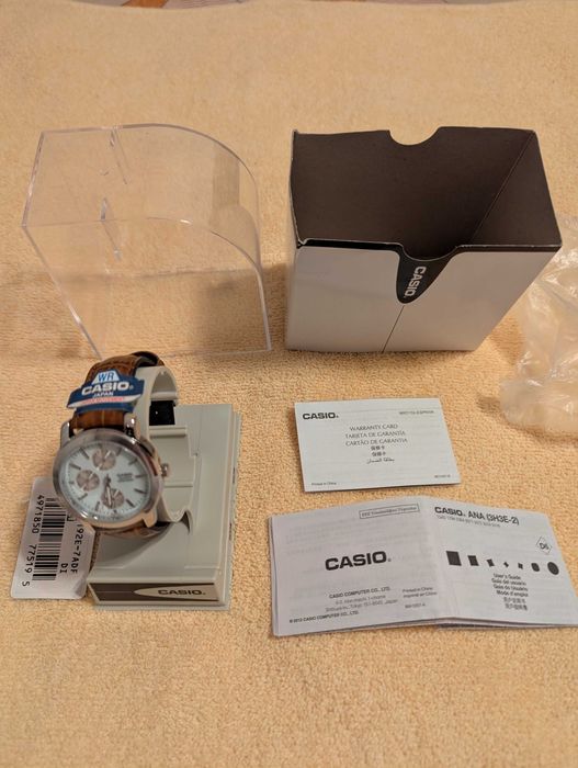 Дамски часовник - Casio