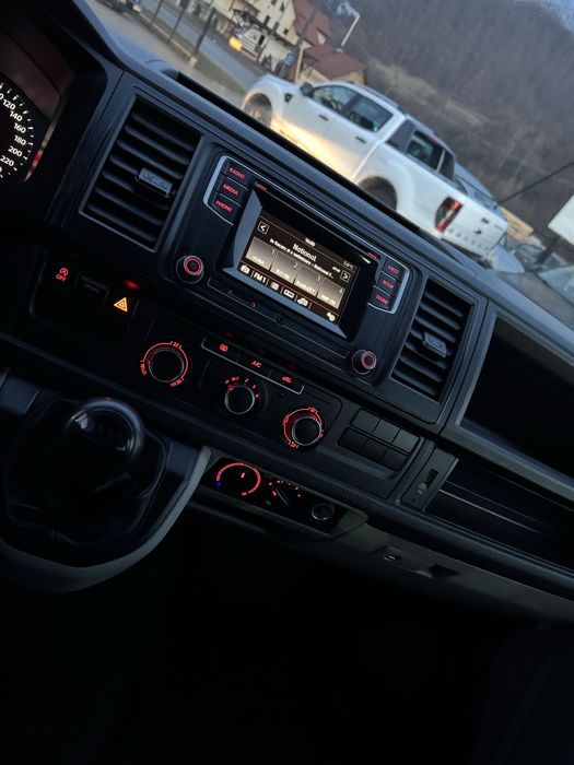 Volkswagen transporter t6 locuri 8+ euro 6 an fab 2017