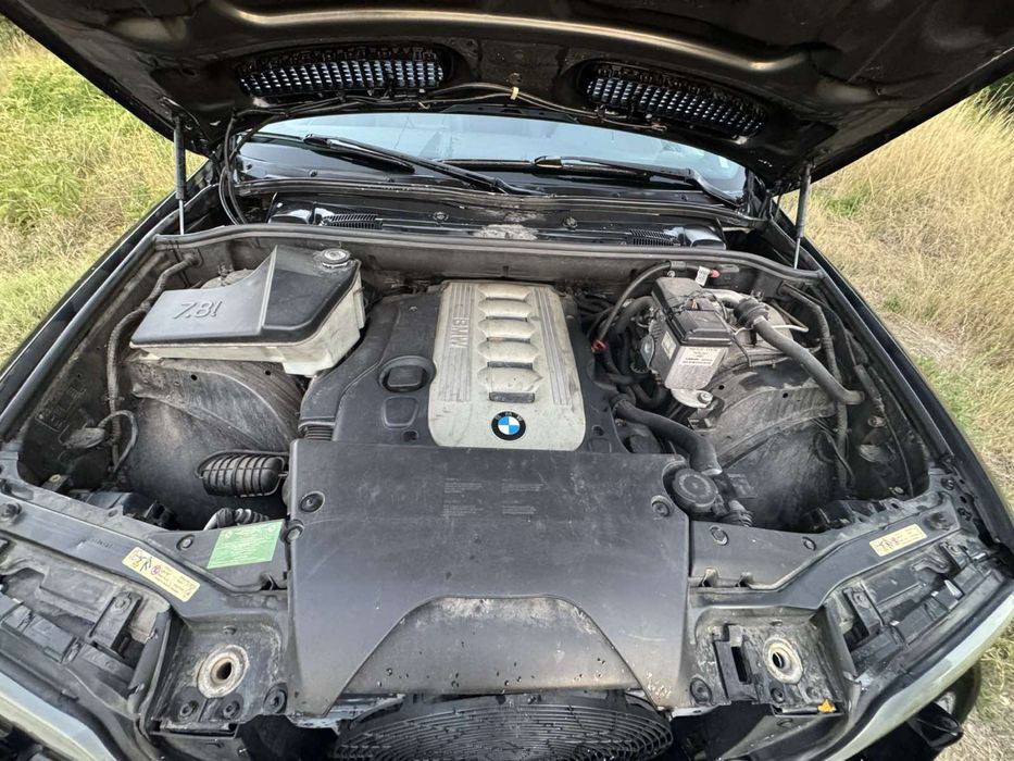 Продава се BMW X5 феис 2005 година 218 конски сили