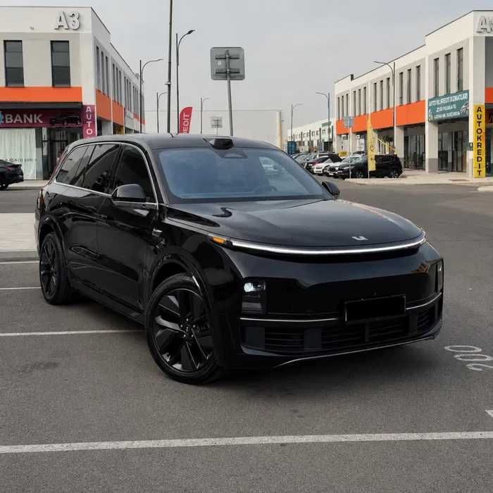 Lixiang L9 Livis New naqd va halol nasiya
