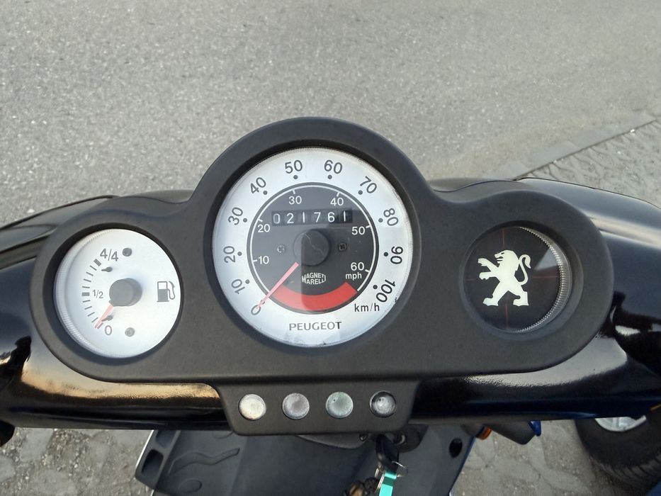 Peugeot 307 + Scuter / Individual