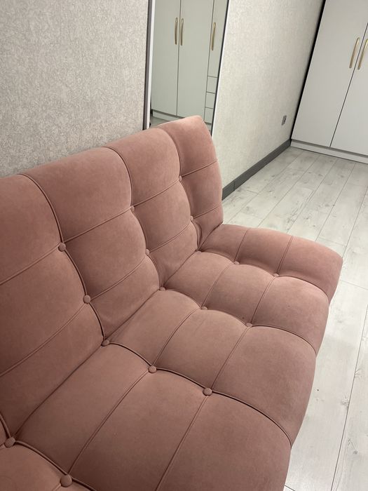Диван продам. Срочно