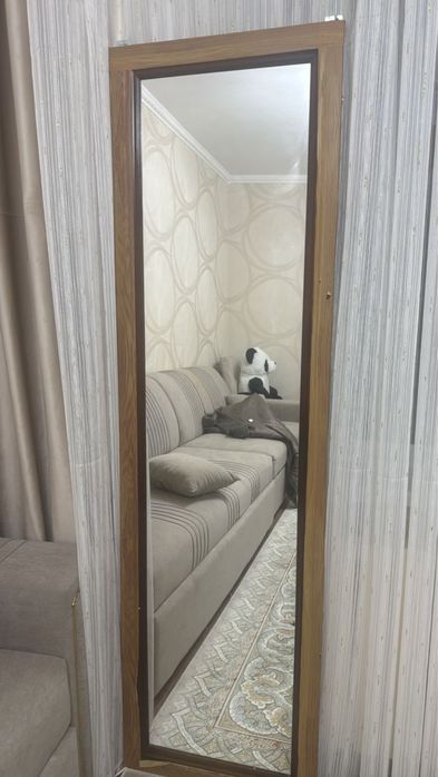 Зеркало отдам даром