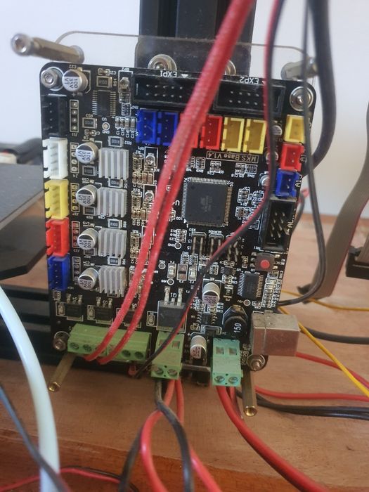 Vând printer 3d tarantula