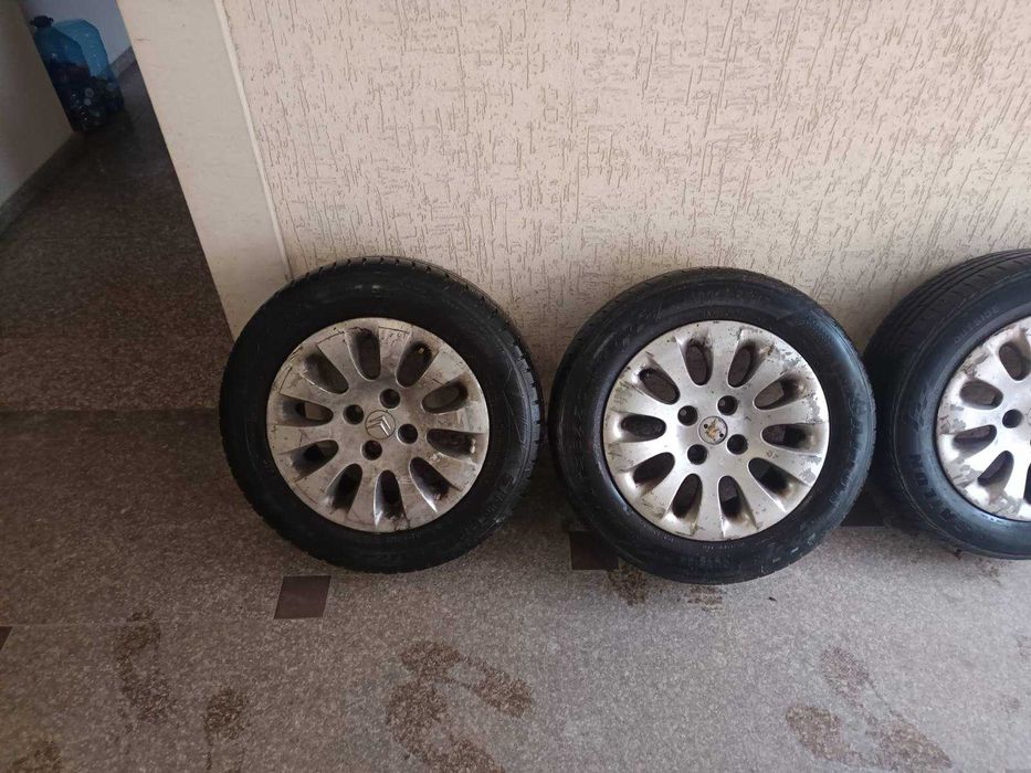 Летни гуми с лети джанти