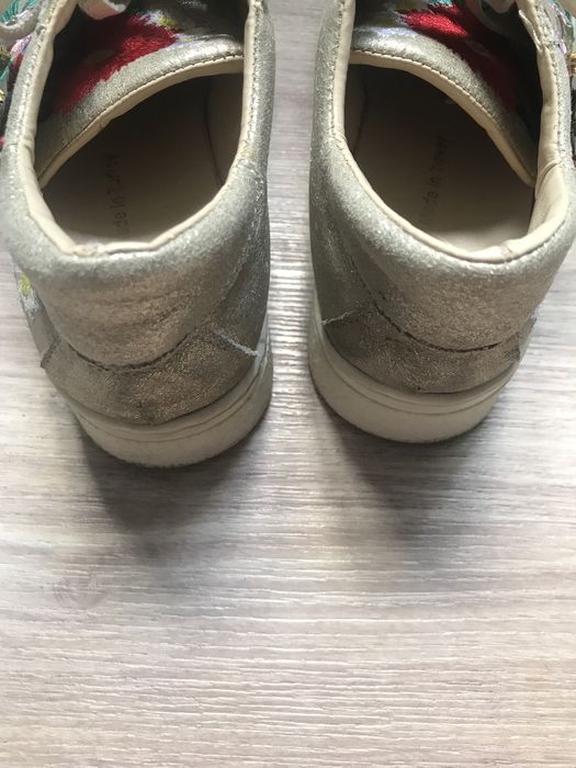 Продам кожаные кеды для девочки