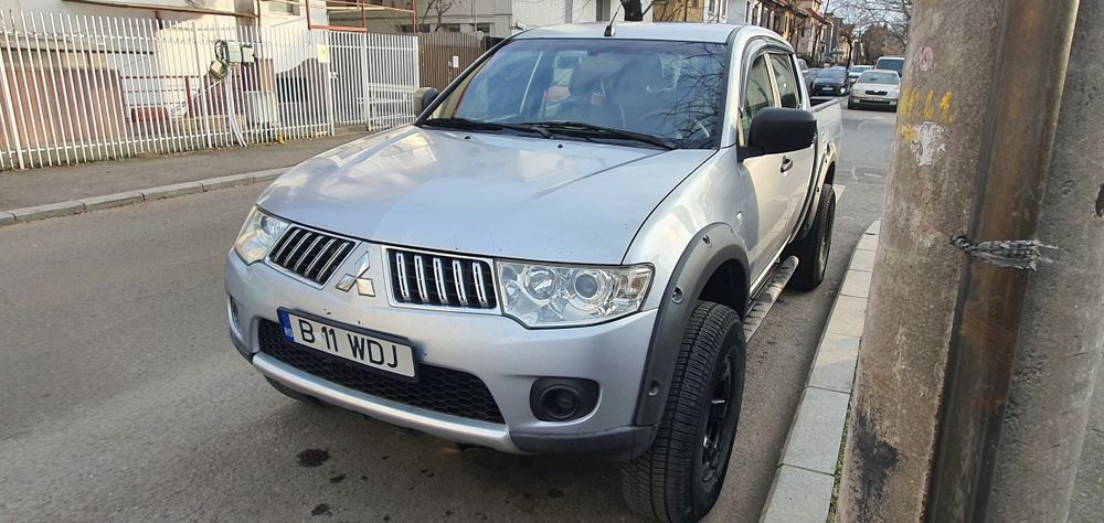 Mitsubishi L200 facelift din 2010