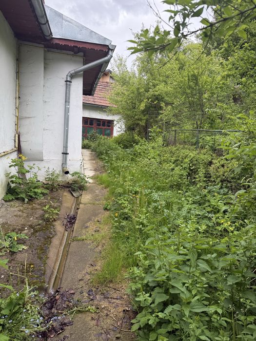 Vand casa batraneasca Sinaia,zona Furnica