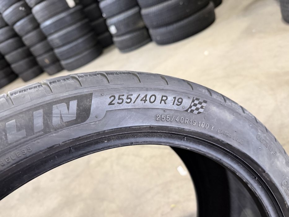 255/40/19 MICHELIN 2бр