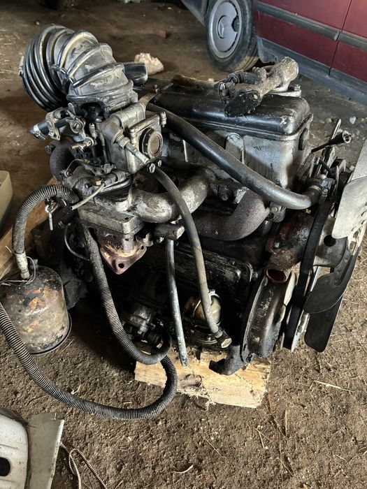 Жуков двигател работещ